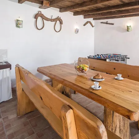 Holiday home Pelizzar *